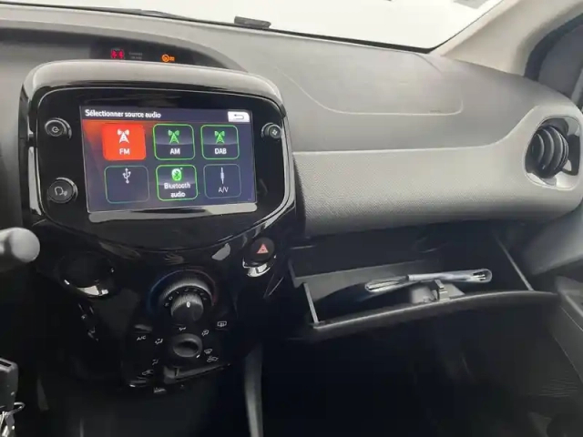 Peugeot 108 vti 72ch s&amp;s bvm5 — photo 29