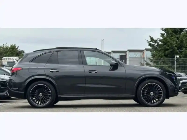 Mercedes Glc 300 e  hybrid eq 4matic am — photo 6