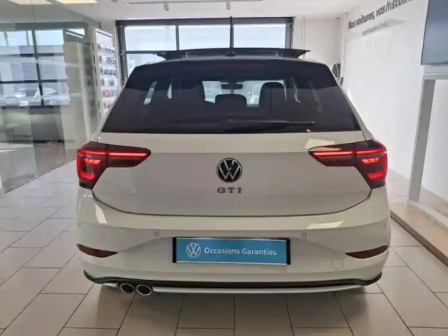 Volkswagen Polo 2.0 tsi 207ch gti dsg7 — photo 10