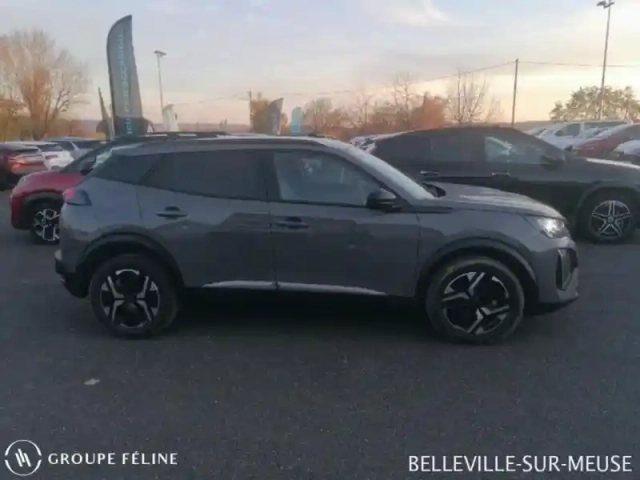 Peugeot 2008 1.2 100ch s&amp;s allure — photo 4