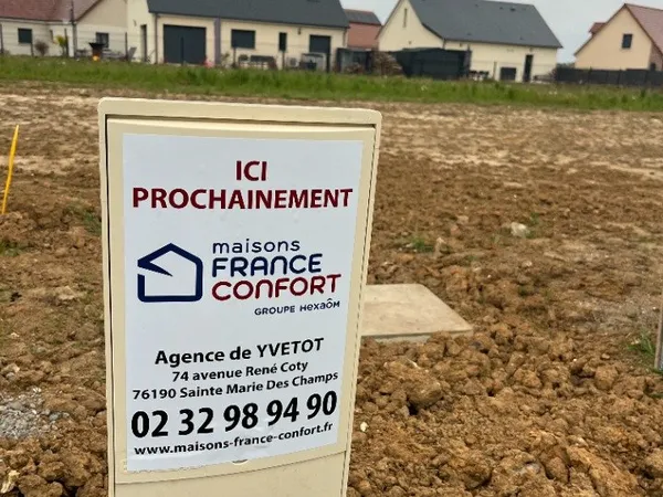 Terrain 615 m²