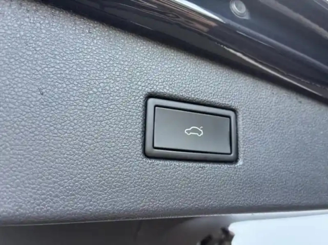 Volkswagen Tiguan 2.0 tdi 150ch active dsg7 — photo 6
