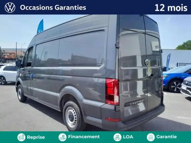 Volkswagen Crafter fg 35 l3h3 2.0 tdi 140ch business traction bva8 — photo 4