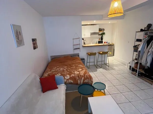 Studio 28m2