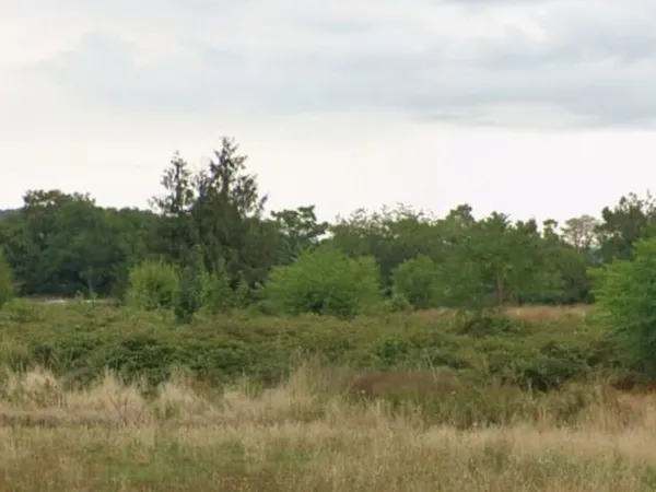 Terrain 304 m²