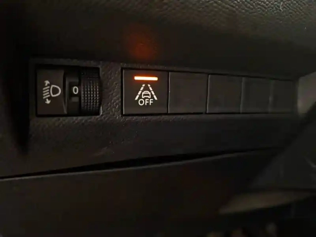Peugeot 208 puretech 100 s&amp;s bvm6 — photo 22