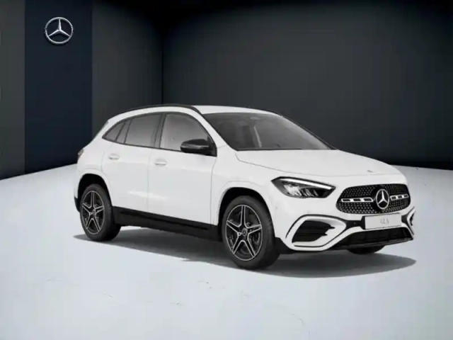 Mercedes Gla 180 d amg line — photo 14