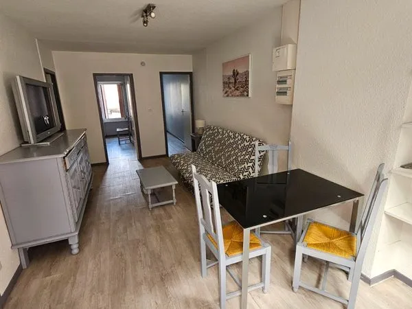 Appartement 43 m2 meublé F2 bis (avec 1 pièce en +)