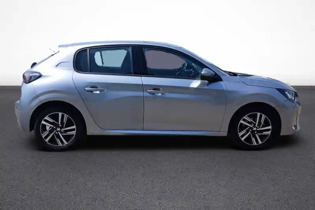 Peugeot 208 puretech 100 s&amp;s bvm6 — photo 7