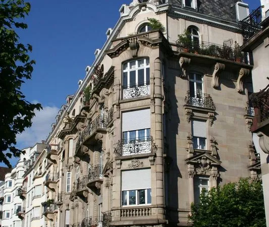 ADJUDICATION - APPARTEMENT 200 m² QUAI ROUGET DE LISLE