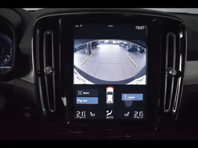 Volvo Xc40 t4 recharge 129 + 82ch plus dct 7 — photo 12