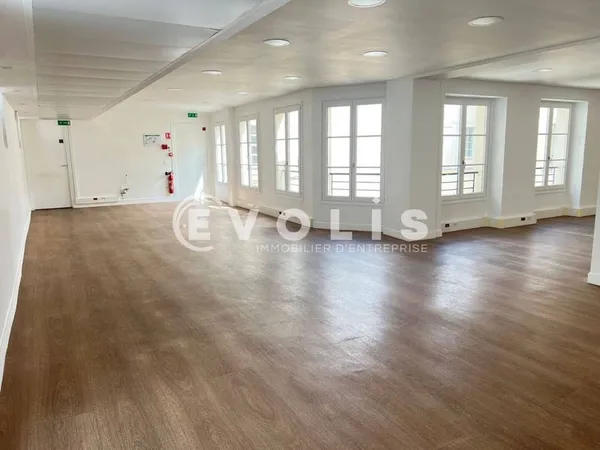 Bureaux 376 m²