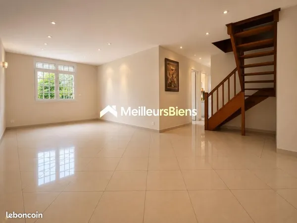 Villa 6 pièces 250 m²