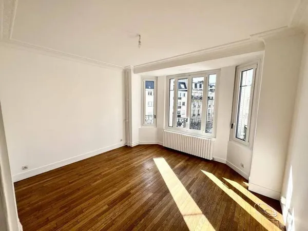 Studio 1 pièce 28 m²