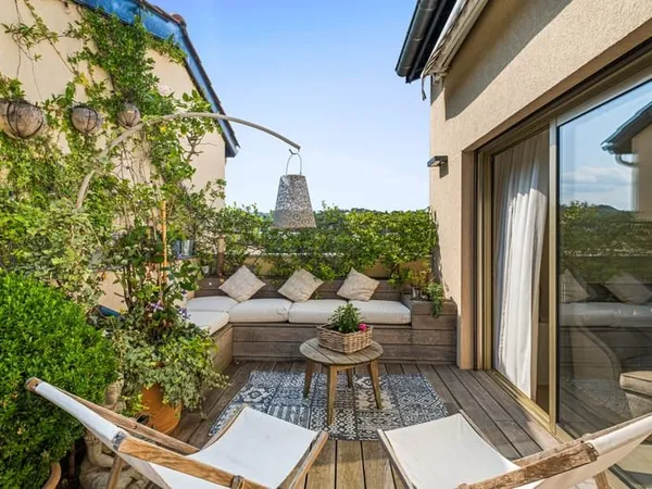 EXCLUSIVITÉ LYON 4 QUAI DE SAÔNE DUPLEX D'ARCHITECTE DERNIE
