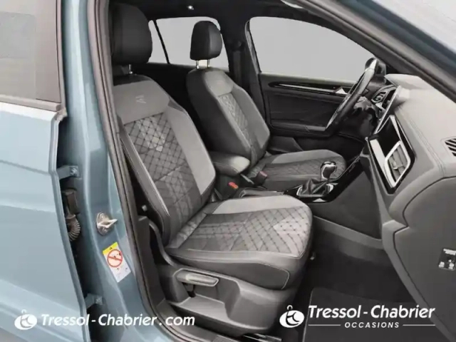 Volkswagen T-Roc 1.5 tsi evo 150 start/stop dsg7 r-line — photo 9