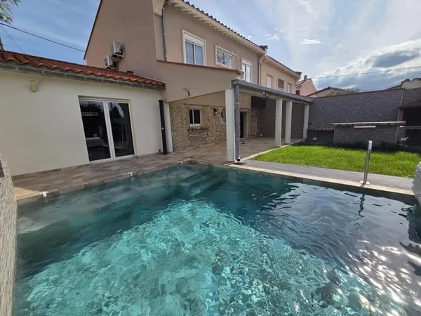 Maison Type 5 Avec Garage Et Piscine