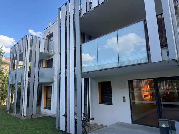 TALENCE - QUARTIER BAGATELLE - T2 AVEC BALCON ET PARKING