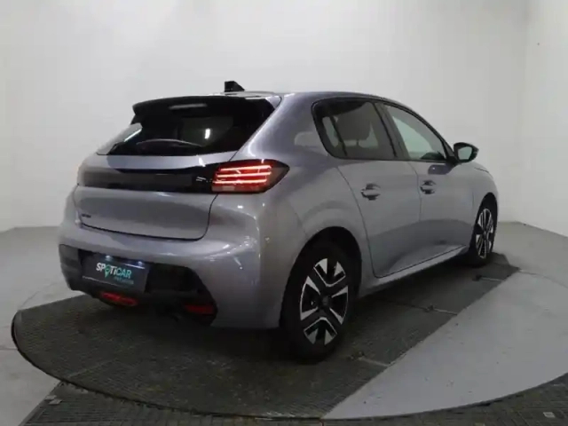 Peugeot 208 1.2 100ch s&amp;s allure — photo 8