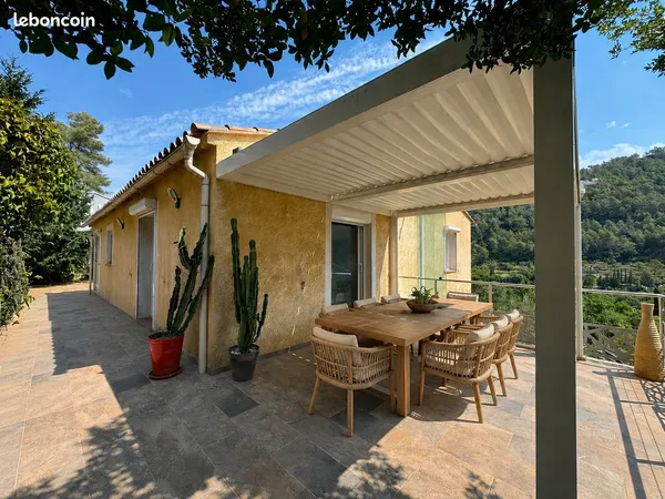 Maison 3 pièces 135 m²