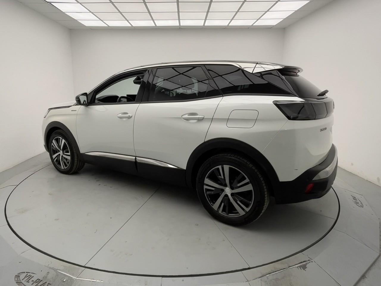 Peugeot 3008 hybrid 225 e-eat8 allure pack — photo 3