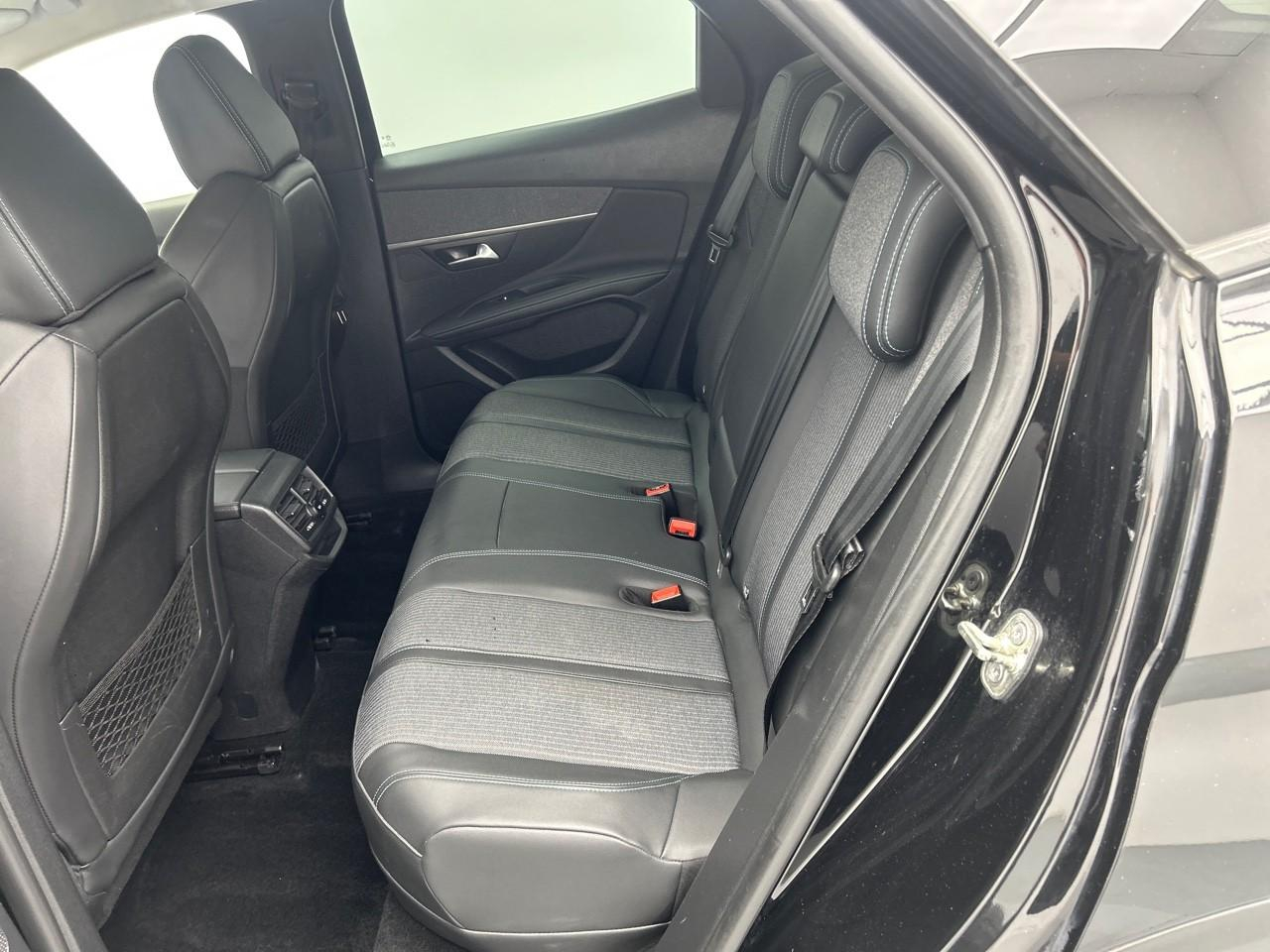 Peugeot 3008 hybrid 225 e-eat8 allure pack — photo 13