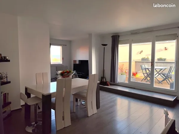 Duplex lumineux avec terrasse