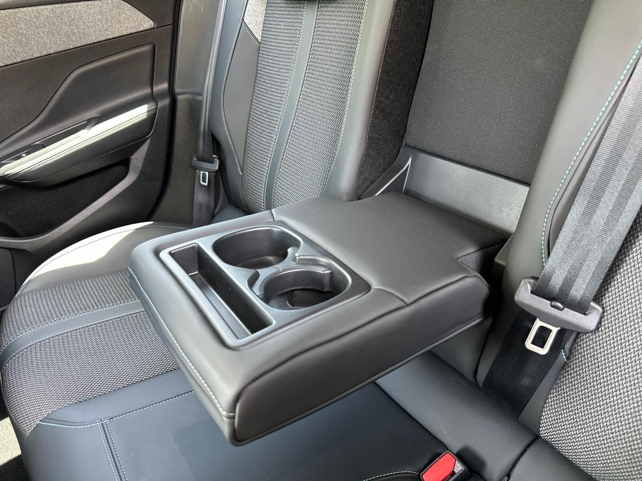 Peugeot 308 sw 1.5 bluehdi 130ch s&s allure pack eat8 — photo 36