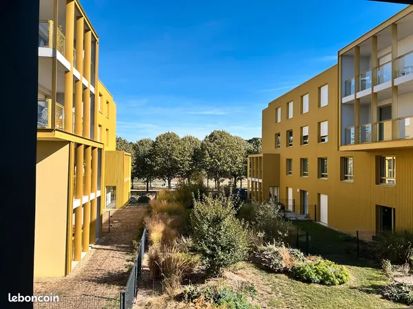 T2 de 40m2 avec grande terrasse et vue sur la Rabine