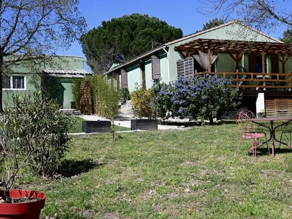 Maison 10 pièces 184 m²