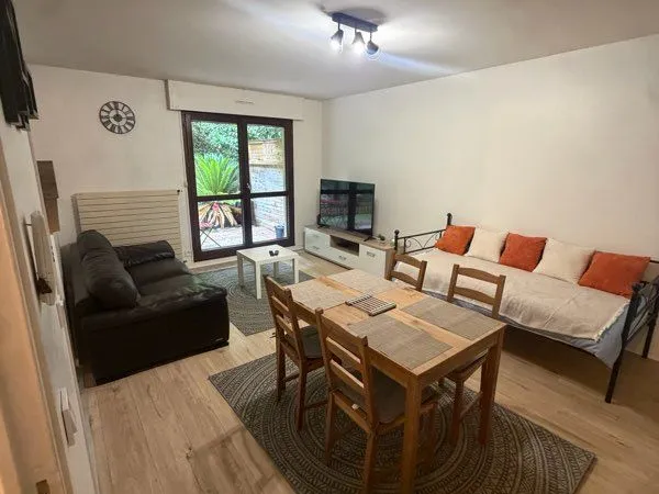 2 PIÈCES MEUBLÉ - 53 m² - TERRASSE 45 m²