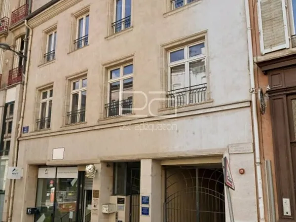 Bureaux 407 m²