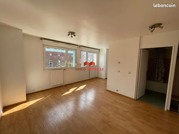 Studio 1 pièce 32 m²