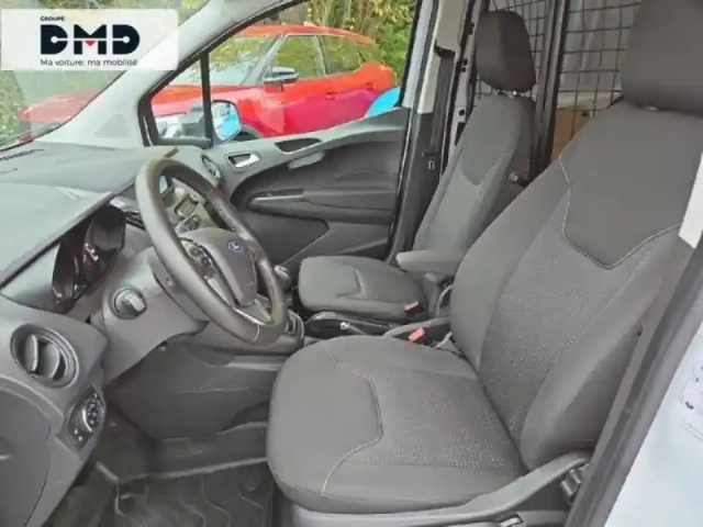Ford Transit Courier 1.5 tdci 100ch stop&amp;start trend business — photo 39
