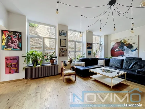 Maison 7 pièces 260 m²