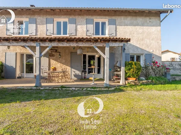 Propriété 7 pièces 202 m²