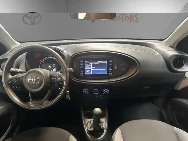 Toyota Aygo 1.0 vvt-i 72 active business ch bvm5 ac — photo 11