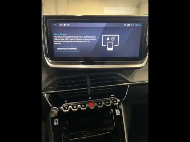 Peugeot 2008 1.2 130ch s&amp;s allure eat8 — photo 15