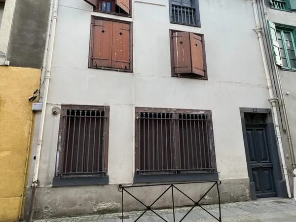 Immeuble 125 m²