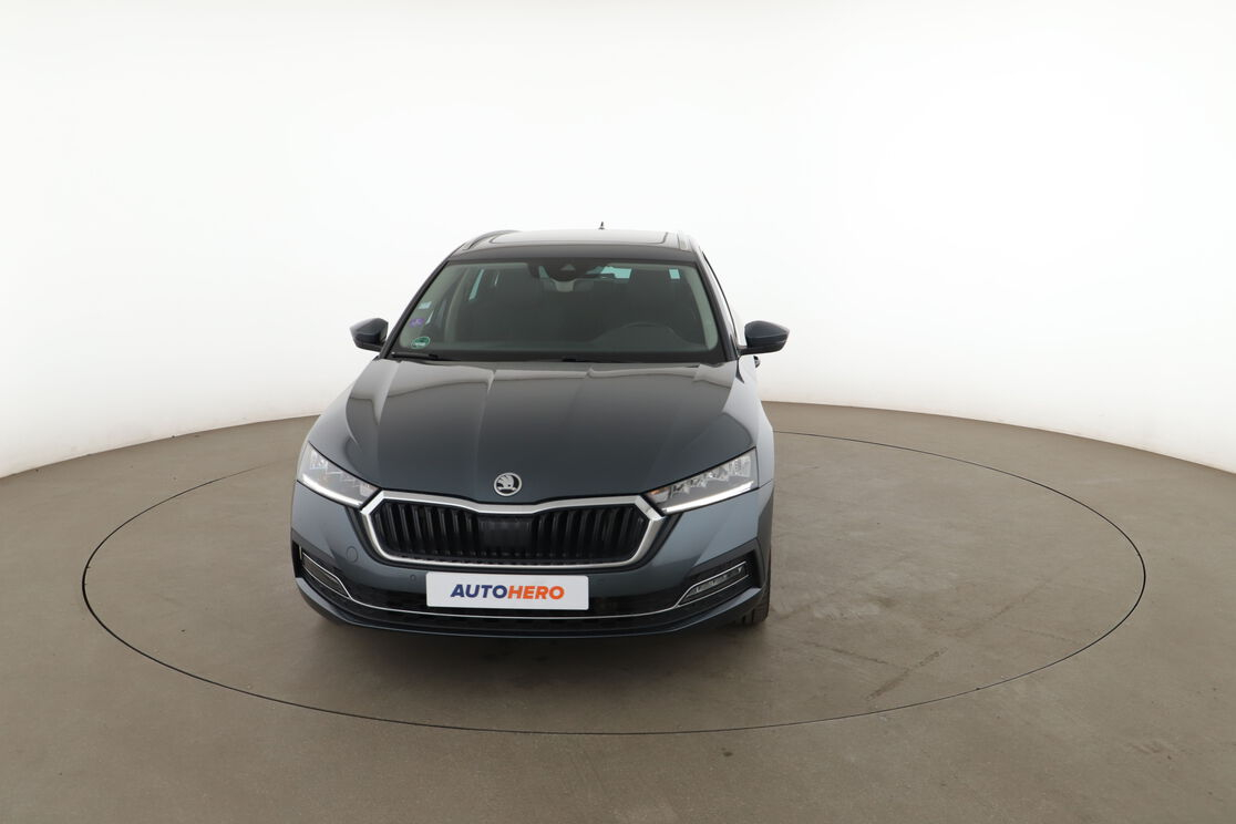 Skoda Octavia Combi 1.4 TSI PHEV iV Style DSG6e — photo 8