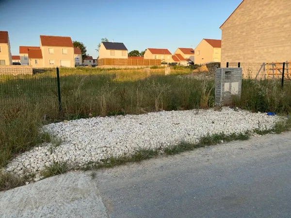 Terrain 437 m²