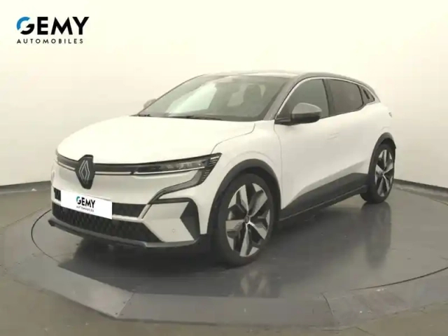 Renault Megane e-tech ev60 220 ch super charge — photo 16