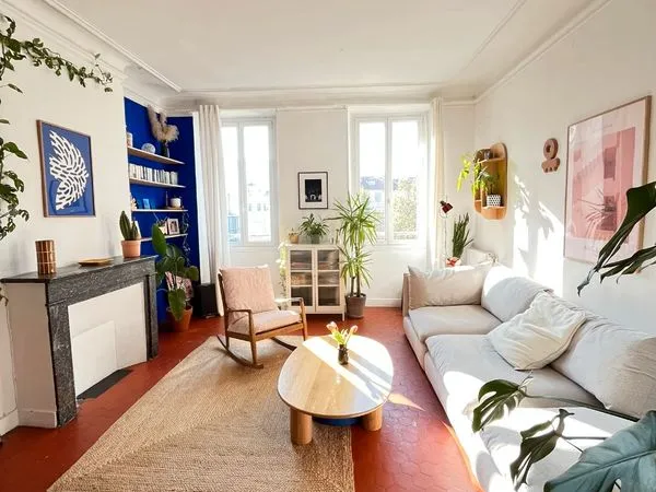 MARSEILLE 7e - Appartement de charme de 84 m² | 3 chambres | Vue sur Notre-Dame de la Garde