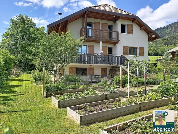 Villa 174m² | T2 indépendant | Terrasse & Jardin avec Vue imprenable