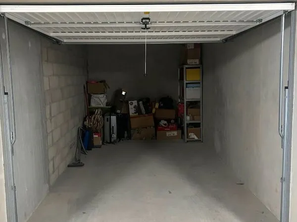 Parking/box 14 m² AIX LES BAINS