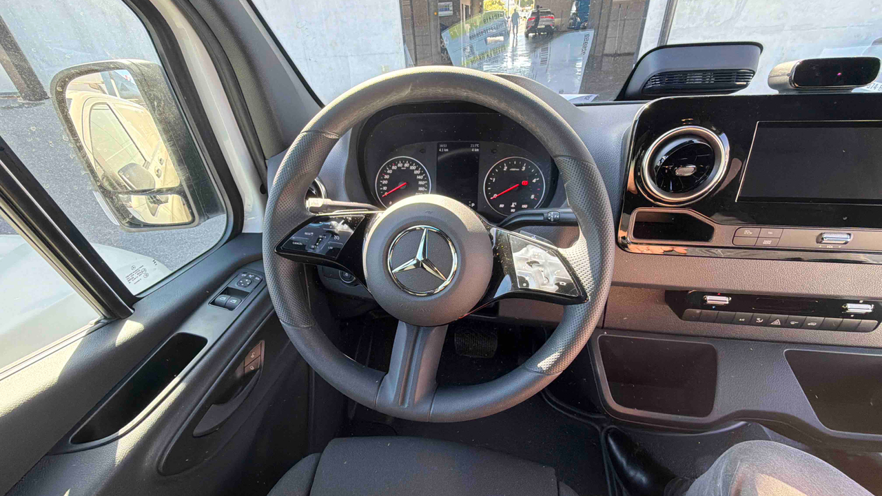 Mercedes SPRINTER FGN 311 CDI 37 3.5T RWD — photo 10
