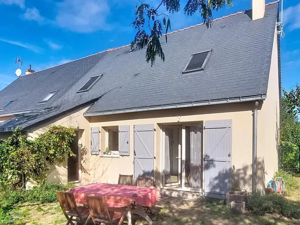 Maison familliale 5 chambre dans le charmant village de Grézillé