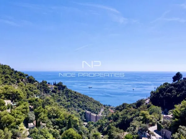 Villa familiale avec jardin arboré à proximité de Monaco