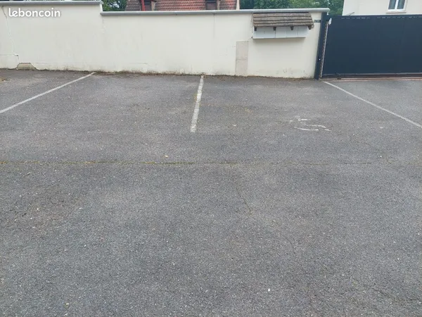 Location place de parking linas