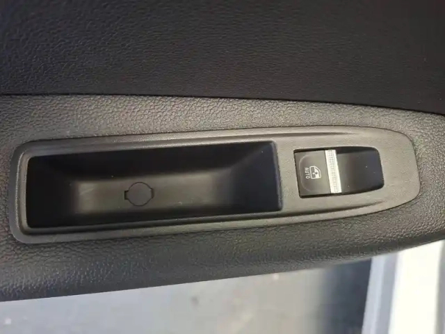 Renault Captur tce 90 - 21 — photo 65